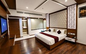 Hotel Preethi International
